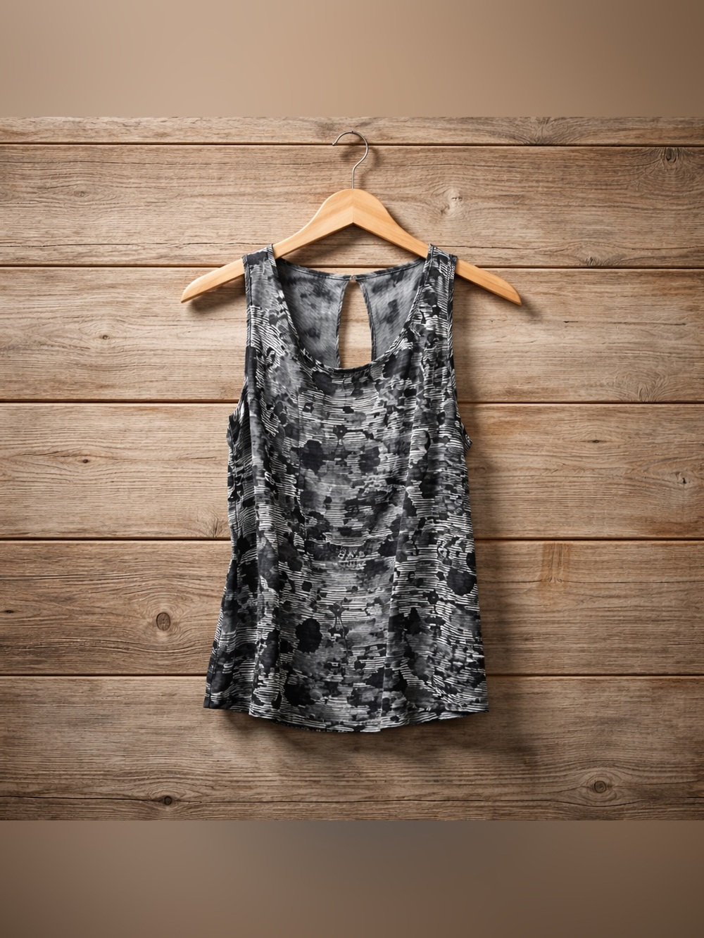 Maurices Size 2 Sheer Sleeveless Floral Print Polyester Blouse 3/$15